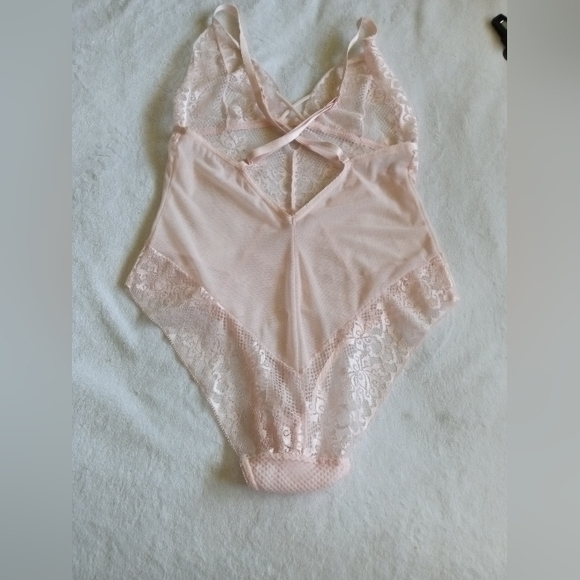 Brand new La Vie en Rose Pink Teddy - Picture 2 of 2